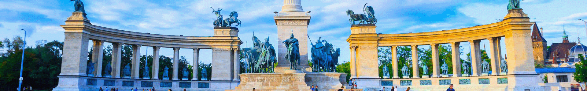 Heroes’ Square